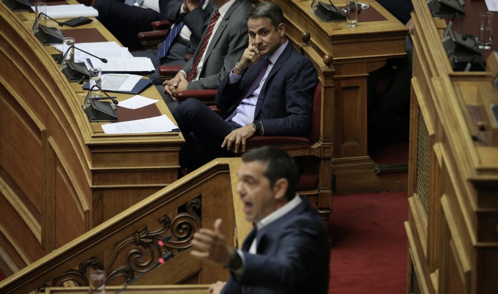 Κυριάκος Μητσοτάκης και Αλέξης Τσίπρας στη Βουλή