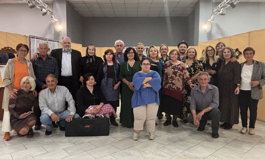 Οι «Αργοναύτες» παρουσίασαν το ποντιακό θέατρο στην Ακρινή Κοζάνης